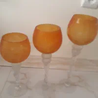 تعدادی ظروف پذیرایی