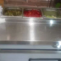 استخدام نیروی خانم جهت کار در فست فود