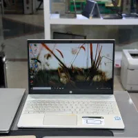 لپتاب hp pavilion i7 نسل هشتم نمایشگر full hd IPs