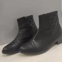 کفش نیم بوت|کیف، کفش، کمربند|آشخانه, |دیوار