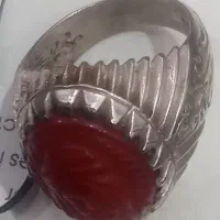 انگشترشمایل|کلکسیون اشیاء عتیقه|تهران, باغ خزانه|دیوار