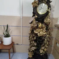 ساعت استاده طاووس