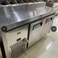 خریدار و فروشنده لوازم فست فود کافه