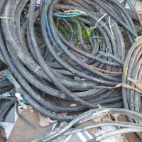 خ انواع کابل مسی و آلمینیومی به صورت کیلویی و متری