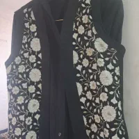 مقداری لباس|لباس|باقرشهر, |دیوار