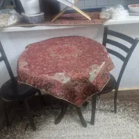 میزغذاخوری دو نفره چوبی محکم و سالم|میز و صندلی غذاخوری|ساوه, |دیوار