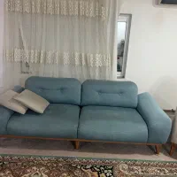 مبل راحتی در حد نو