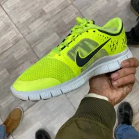 stock orginal|کیف، کفش، کمربند|مشهد, حرم مطهر رضوی|دیوار