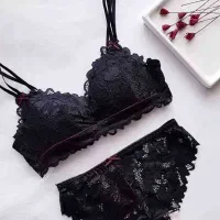 لباس زیر زنانه