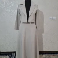 کت دامن|لباس|نسیم‌شهر, |دیوار