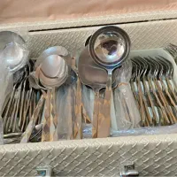 سری ۲۴ نفره قاشق و چنگال با چمدان نو