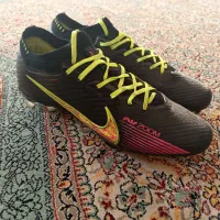 کفش چمن|کیف، کفش، کمربند|مرودشت, فاز اول شهرک فرهنگیان|دیوار