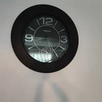 ساعت دیواری