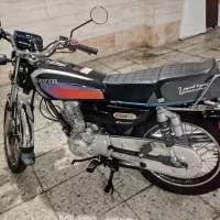 موتورسیکلت زمرد کویر