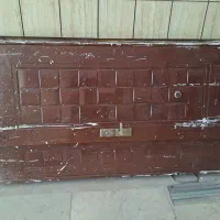 در دو لنگه آپارتمان