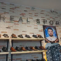 فروشنده آقا