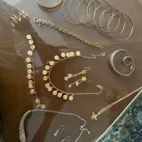 طلای بسیار شیک ۲٪ بالای تابلو|جواهرات|قزوین, |دیوار