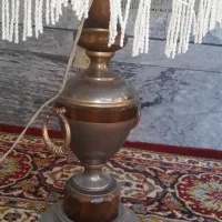 چراغ خواب|چراغ خواب و آباژور|قم, شاه احمد قاسم|دیوار