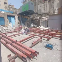 کارگر و شاگرد نصاب آسانسور