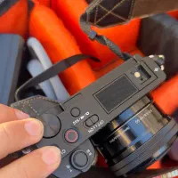 دوربین Zve10سونی لنز ۱۶-۵۰|دوربین عکاسی و فیلم‌برداری|ساری, |دیوار