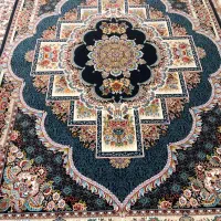 دو عدد فرش ۶متری ۷۰۰شانه درحد نو نو تمیز