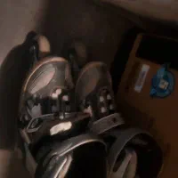 کفش اسکیت|دوچرخه، اسکیت، اسکوتر|صدرا-فارس, فاز ۱|دیوار