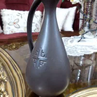 پارچ پورسلن کهنه