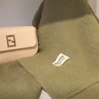 شال بافت ساده و لب ریش  bershka|لباس|کاشان, پا نخل|دیوار