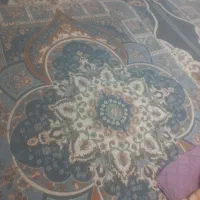 ۸۰ متر موکت وسه عدد روفرشی