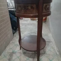 میز تلفن و عتیقه جات دو طبقه بسیار بادوام و شیک