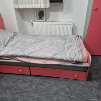 کمد و تخت|تخت و سرویس خواب|قم, زنبیل آباد|دیوار