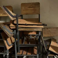 صندلی|صندلی و نیمکت|کوچصفهان, |دیوار