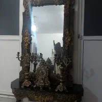 ایینه و شمعدان سلطنتی