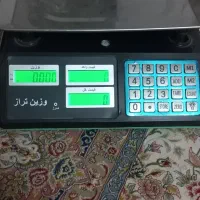ترازو وزین تراز درحد نو شارژی