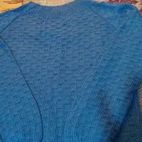 تعدادی پولیورکاموایی دست بافت اسپرت و کت مردانه|لباس|اندیشه, اندیشه فاز ۴|دیوار