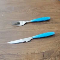 چاقو وچنگال