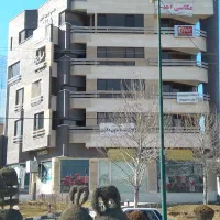 واحد اداری خدماتی ۶۵ متری ( میدان بهاران )