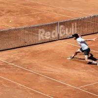 آموزش تنیس در غرب تهران توسط مربی رسمی فدراسیون