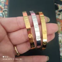 دستبند|بدلیجات|پاکدشت, حصار امیر|دیوار