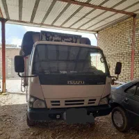 ایسوزو‌۸۸‌‌‌بی‌رنگ‌۸تن