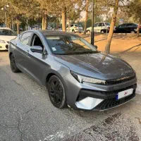 j7 نقد و اقساط