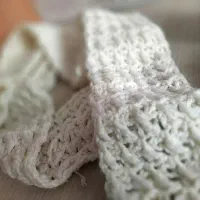 شال و کلاه بافت|لباس|ری, شهادت|دیوار