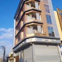 راننده خانم با ماشین