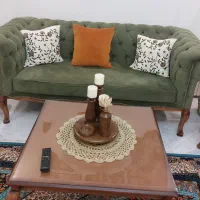 یک عدد مبل چستر سه نفره