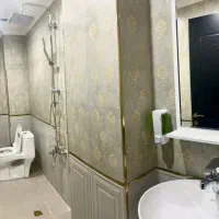 دو‌خوابه ۱۳۰ متری فوق‌تمیز در ساختمان تک‌واحدی|اجارهٔ کوتاه‌مدت آپارتمان و سوئیت|تهران, آسمان|دیوار