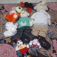 تعدادی عروسک