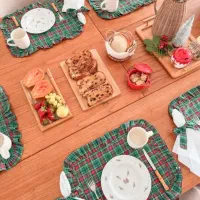 رومیزی و زیر بشقابی|پرده، رانر، رومیزی|خرمشهر, |دیوار