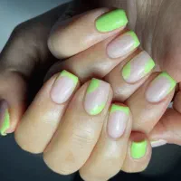 خدمات تخصصی کاشت ناخن|خدمات آرایشگری و زیبایی|مشهد, ایثار|دیوار