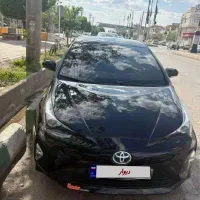 تویوتا پریوس۲۰۱۷