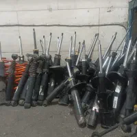 کمک استوک موجود . همراه شارژ کمک  با دستگاه